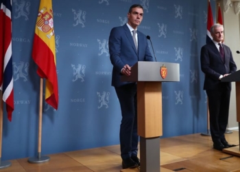 España condena el ataque de Irán contra Israel y pide evitar una escalada en la región