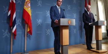 España condena el ataque de Irán contra Israel y pide evitar una escalada en la región
