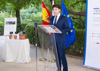 El embajador Daniel Azzopardi, durante su discurso./ Fotos: Julia Robles