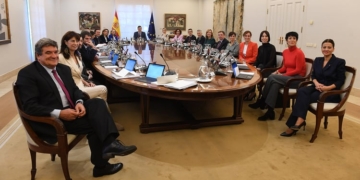 El Gobierno gastará 22 millones en atención sanitaria a sus trabajadores en el extranjero