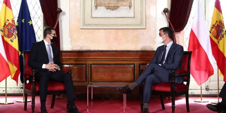Sánchez y Morawiecki presiden mañana la XIV Cumbre bilateral entre España y Polonia
