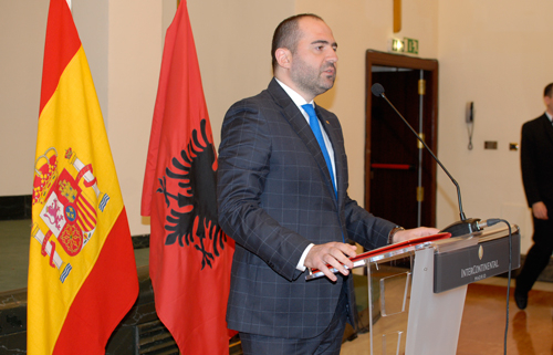 El embajador de Albania espera progresos en las relaciones con España