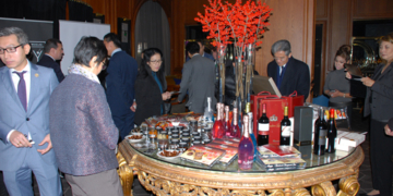 Presentación de productos agroalimentarios de calidad a doce Embajadas asiáticas