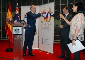 Australia y España brindan por la ampliación de sus relaciones bilaterales
