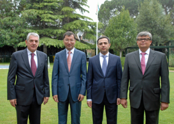 La Embajada de Azerbaiyán conmemora a su primer presidente, Heydar Aliyev