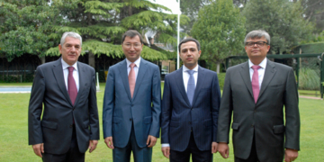 La Embajada de Azerbaiyán conmemora a su primer presidente, Heydar Aliyev