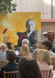 Se abre el Centro Cultural Gabriel García Márquez en la Embajada de Colombia
