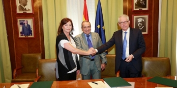 El CSIC y Fujitsu firman un acuerdo de cooperación para la innovación digital