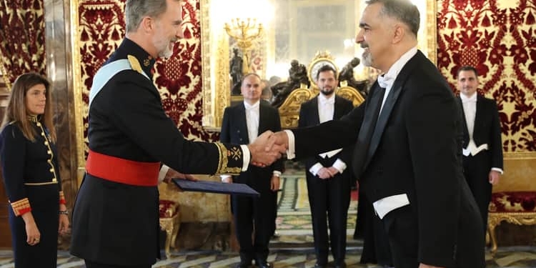 El embajador de Irak terminó su estancia en España