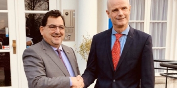 Aguiriano aborda los retos de la UE durante su visita de trabajo a Países Bajos