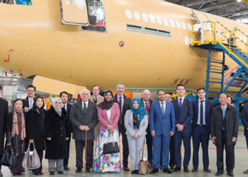 Embajadores árabes y asiáticos visitan las instalaciones de Airbus