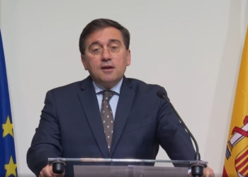 Albares evita aclarar si se entregarán Patriots a Ucrania: “España no actúa a golpe de anuncio”