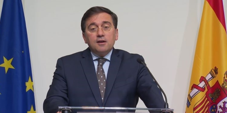 Albares evita aclarar si se entregarán Patriots a Ucrania: “España no actúa a golpe de anuncio”