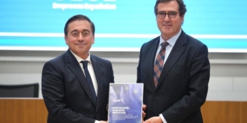 CEOE presenta a Albares sus propuestas para el nuevo ciclo institucional europeo