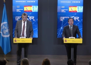 Albares anuncia al comisionado general de la UNRWA otra contribución de 20 millones de euros