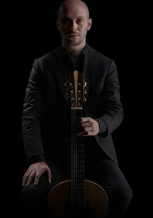 Concierto de guitarra de Alberto Mesirca en el Instituto Italiano