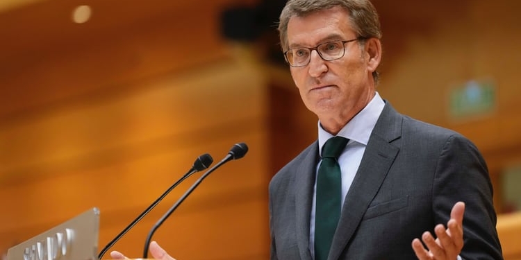 El PP denuncia que el Gobierno impide a Feijóo visitar a las tropas españolas en Letonia