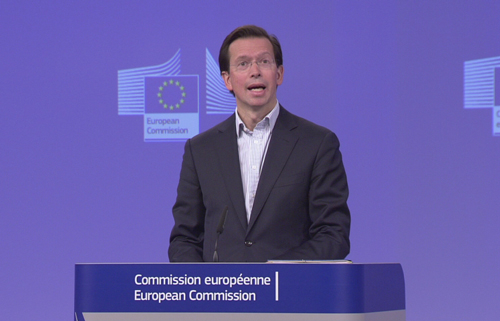 Bruselas reitera a España que debe presentar el presupuesto de 2017 el 15 de octubre