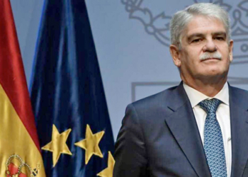 Dastis reúne a embajadores extranjeros para explicarles la situación en Cataluña