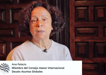 La ex ministra, durante su intervención.