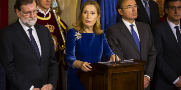 Pastor elogia las virtudes de la Constitución para frenar los ataques a la legalidad