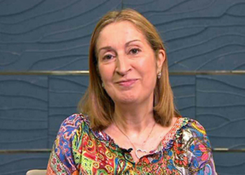 Pastor representará a España en la toma de posesión del presidente angoleño