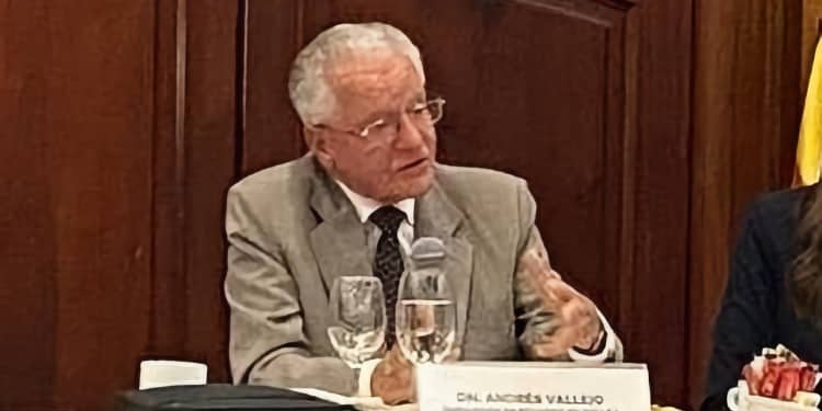 Andrés Vallejo.