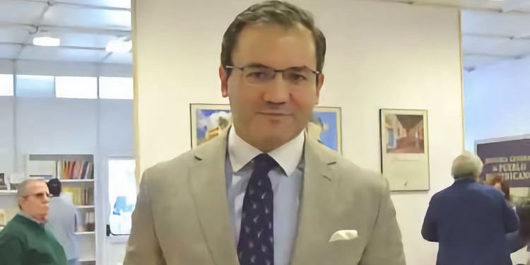 El exjefe de Gabinete de Conde Pumpido será el nuevo cónsul general en Moscú