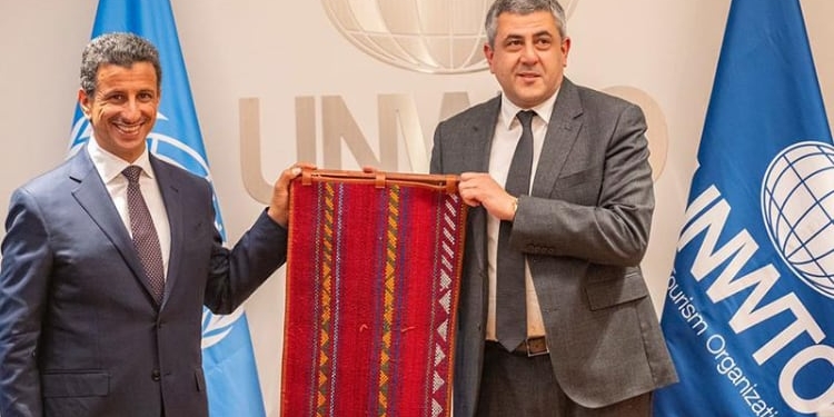 El ministro saudí de Turismo y el secretario general de la OMT./ Foto: OMT