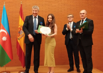 La Embajada de Azerbaiyán expone ‘Arte de la Diplomacia cultural’