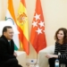 El embajador de la India y la presidenta de Madrid exploran fórmulas de cooperación