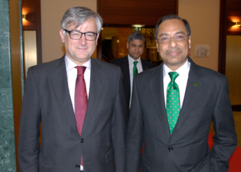 España se ofrece para participar en la modernización económica de Bangladés