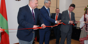 Bielorrusia abre Embajada en Madrid y España espera hacerlo en Minsk