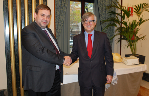 Bielorrusia anima a España a abrir una embajada en Minsk