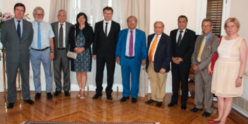 Bosnia y España reafirman su «especial relación» en la despedida de Darko Zelenika