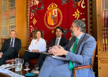 Los participantes en el debate./ Foto: Casa Mediterráneo