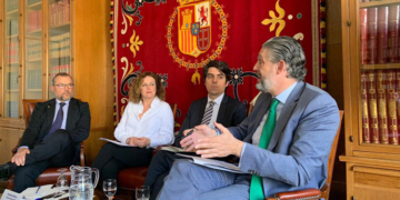 Los participantes en el debate./ Foto: Casa Mediterráneo