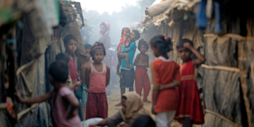 España dona 200.000 euros a Cruz Roja para asistir a los rohingya en Bangladés