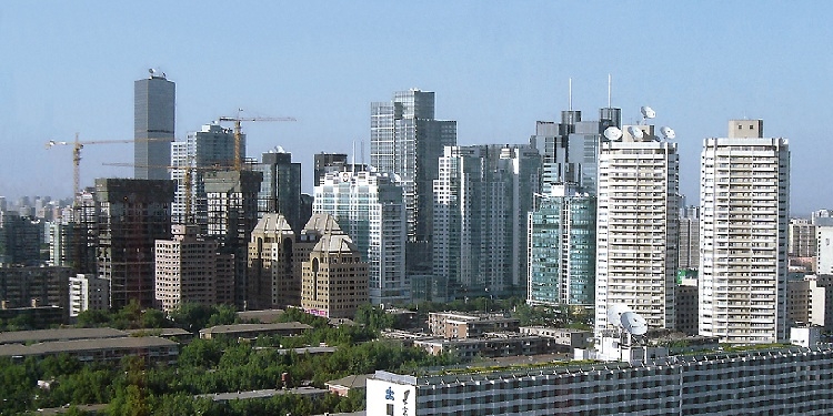 El Gobierno crea una Consejería de Finanzas en Pekín y cierra las de Argentina y México