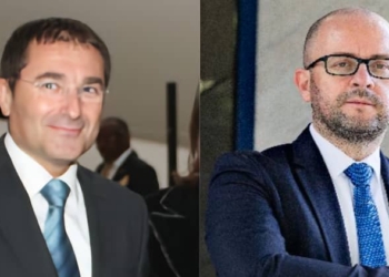 Relevo al frente de la Embajada de Eslovaquia en España