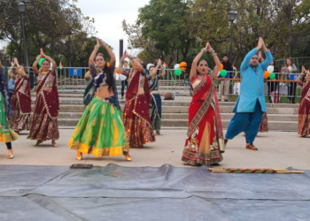 Éxito de público en el Festival Ole India en el Parque Enrique Tierno Galván