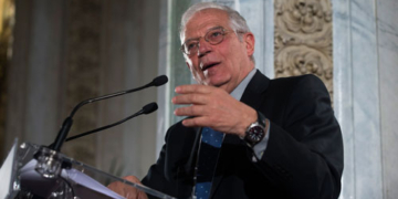 El ministro Josep Borrell, ayer en el Foro ABC./ Foto: Ángel de Antonio
