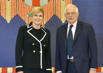 La presidenta croata transmite a Borrell su invitación al Rey para visitar el país