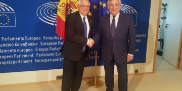 Borrell: «En las actuales circunstancias, soy más necesario como ministro»