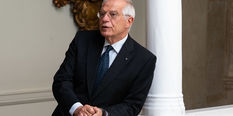 Borrell afronta sus últimos retos como ministro de Asuntos Exteriores