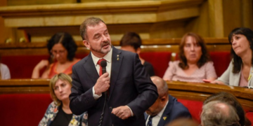 Exteriores afirma que su deber es vigilar a las ‘embajadas’ catalanas que denigran a España