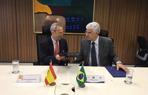 España y Brasil acuerdan reforzar la cooperación tributaria y aduanera