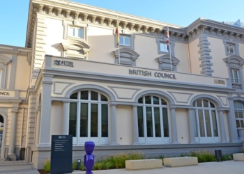 Reino Unido ofrece 11.500 euros a extranjeros para formarse como profesores de español