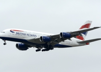 España y Portugal suspenden de forma concertada los vuelos desde Reino Unido