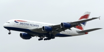 España y Portugal suspenden de forma concertada los vuelos desde Reino Unido